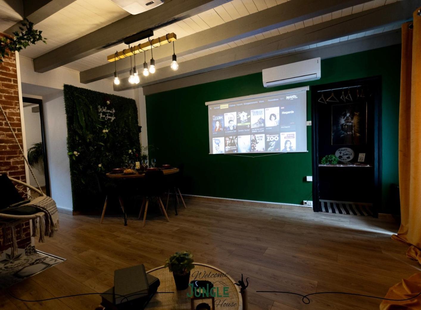 Maison "Jungle House" 90 M2 Billard, Retroprojecteur, Bar A Jeux , Vinyle, Wifi Fibre, Ideal Pro & Famille A Монбризон Екстериор снимка