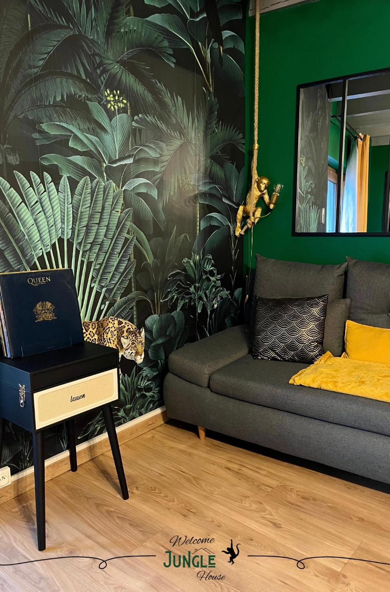 Maison "Jungle House" 90 M2 Billard, Retroprojecteur, Bar A Jeux , Vinyle, Wifi Fibre, Ideal Pro & Famille A Монбризон Екстериор снимка