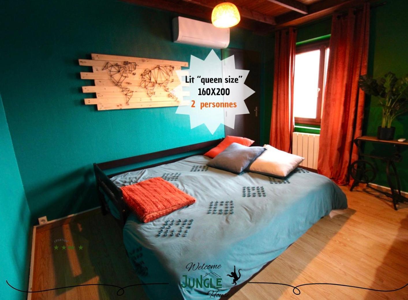 Maison "Jungle House" 90 M2 Billard, Retroprojecteur, Bar A Jeux , Vinyle, Wifi Fibre, Ideal Pro & Famille A Монбризон Екстериор снимка