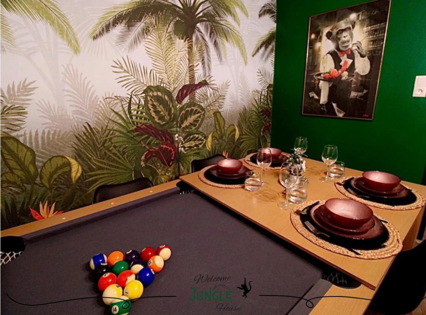 Maison "Jungle House" 90 M2 Billard, Retroprojecteur, Bar A Jeux , Vinyle, Wifi Fibre, Ideal Pro & Famille A Монбризон Екстериор снимка