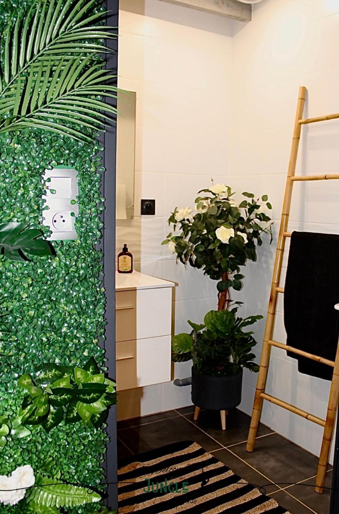 Maison "Jungle House" 90 M2 Billard, Retroprojecteur, Bar A Jeux , Vinyle, Wifi Fibre, Ideal Pro & Famille A Монбризон Екстериор снимка
